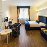 Windsor & Merano