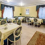 Hotel Windsor &