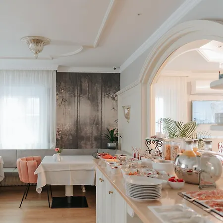 Windsor Hotel&suites 4*