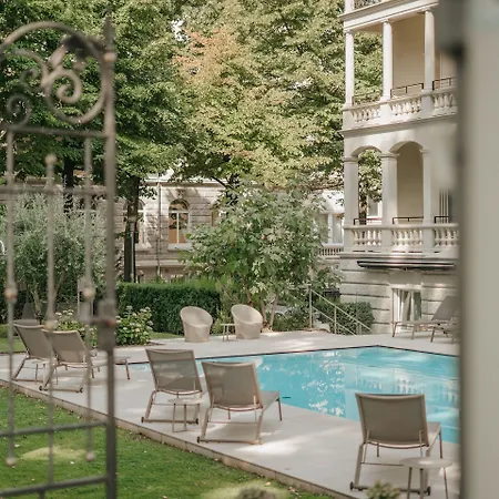 Hotel Windsor & 4*