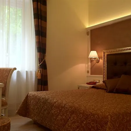 Windsor Hotel&suites Hotel 4*