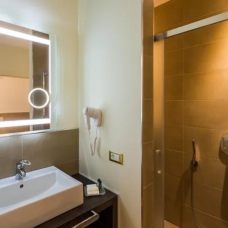 Hotel Windsor Hotel&suites 4*